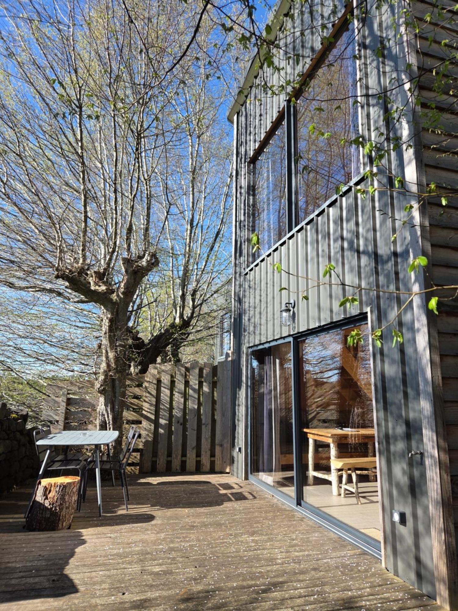 Les Volca'Lodges De Tournebise Saint-Pierre-le-Chastel 외부 사진